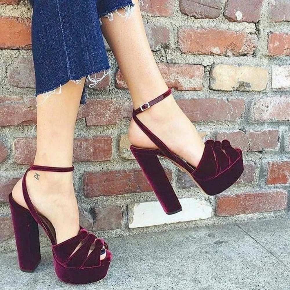 Like new AQUAZZURA Mira velvet Plateau 140 Pumps 39